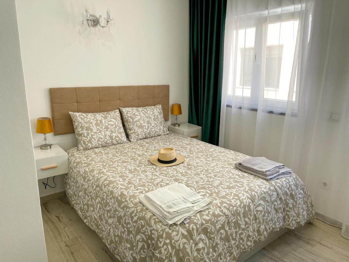 Our Charming House Apartment ปอร์ติเมา ภายนอก รูปภาพ
